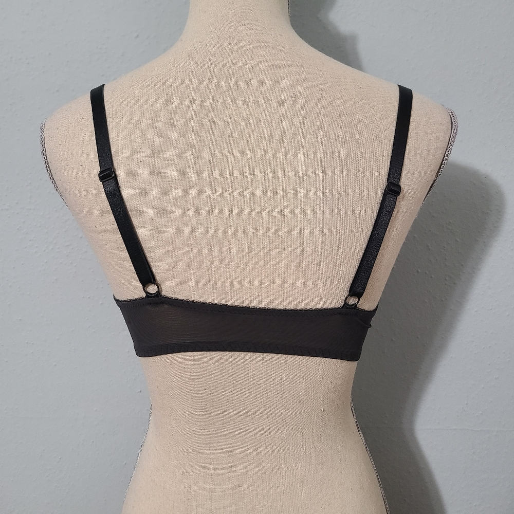 Victoria's Secret Vintage Black Lace Bra Front Closure Size 36C NWT‎ - Picture 4 of 9